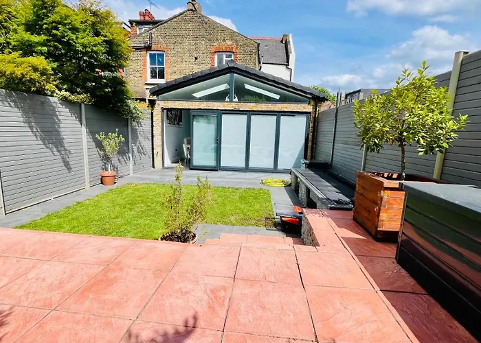 Grass Court Terrace - Walking Distance From Wimbledon Championships